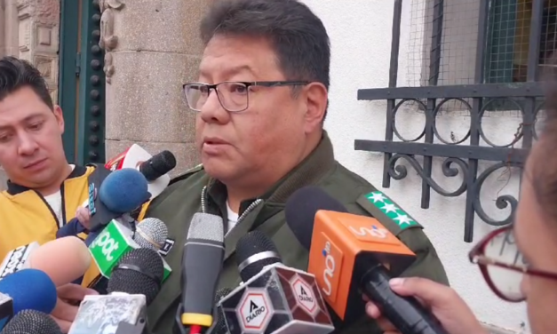 REPORTAN UN FALLECIDO POR EMBARRANCAMIENTO DE VEHÍCULO