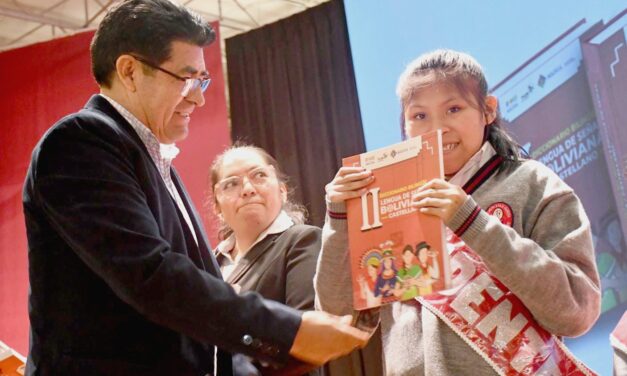 PRESENTAN EL 2do DICCIONARIO DE LENGUAS DE SEÑAS