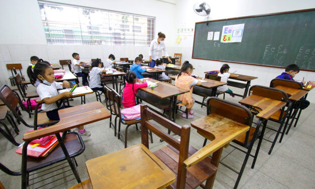 DENUNCIAN QUE DIRECTORES DE UNIDADES EDUCATIVAS NO APLICAN TOLERANCIA AL INGRESO DE LOS ESTUDIANTES