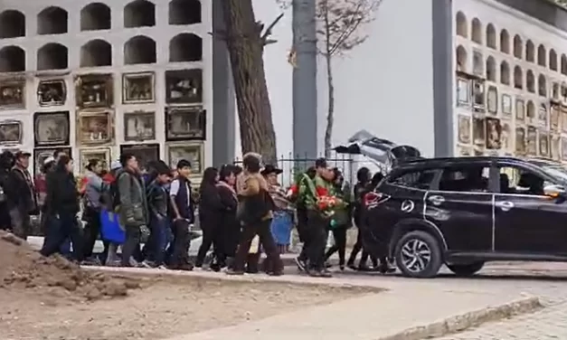 CEMENTERIO ATENDIÓ 21 ENTIERROS DEL ÚLTIMO ACCIDENTE