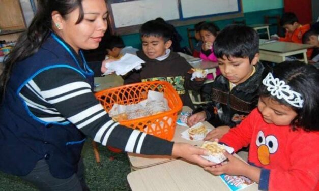PADRES DE FAMILIA EXIGIRAN EL CUMPLIMIENTO DE LA ENTREGA DEL DESAYUNO ESCOLAR