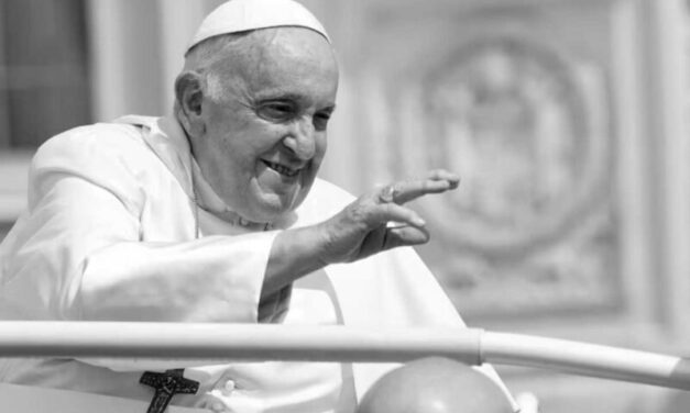 IGLESIA CATÓLICA DE POTOSÍ EXPRESA SU DOLOR Y ESPERANZA POR LA PARTIDA DEL PAPA