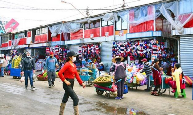 COMERCIANTES SE NIEGAN A PAGAR IMPUESTOS ELEVADOS POR CASETAS
