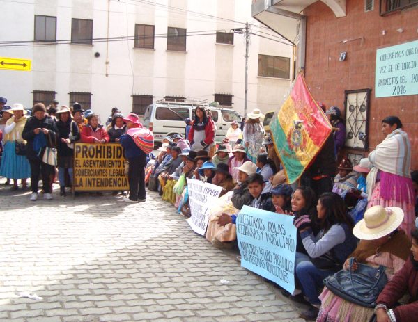 PADRES DE FAMILIA EXIGEN MANTENIMIENTO URGENTE DE INFRAESTRUCTURA EDUCATIVA