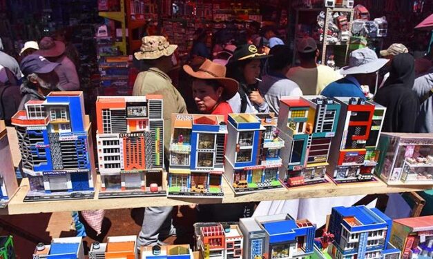 FERIA DE ALASITAS 2025: UNA TRADICIÓN QUE SE CONFIRMA