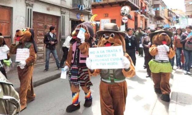 MARCHAN EN POTOSÍ POR EL DÍA INTERNACIONAL CONTRA LA TRATA Y TRÁFICO DE PERSONAS