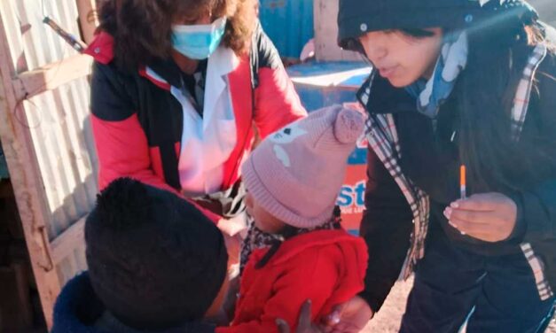 INSTAN A VACUNAR A LOS NIÑOS CONTRA EL SARAMPIÓN
