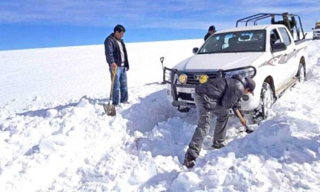 SE REACTIVAN ACCESOS TURÍSTICOS EN LA RESERVA EDUARDO AVAROA TRAS NEVADAS