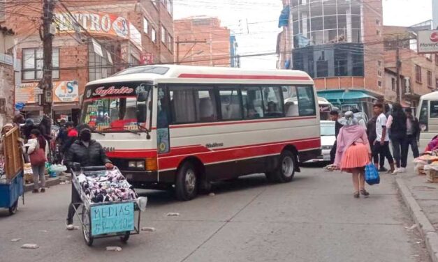 COMERCIANTES EXIGEN MAYOR SEGURIDAD POLICIAL EN EL MERCADO UYUNI