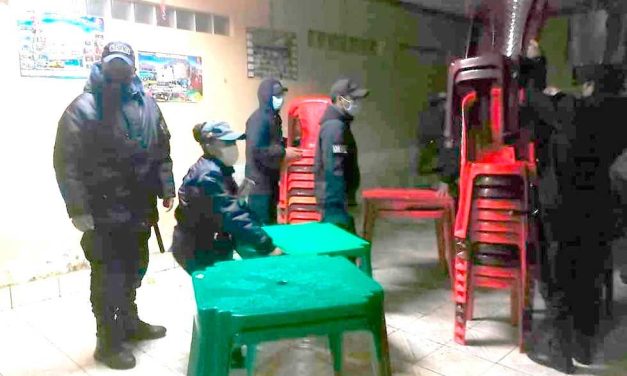 INTENDENCIA MUNICIPAL CLAUSURÓ DOS CANTINAS CLANDESTINAS EN LA ZONA MAINERS