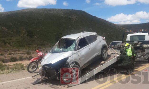 TRÁNSITO REPORTA DOS FALLECIDOS Y UN HERIDO EN ACCIDENTE EN LA CARRETERA POTOSÍ–DON DIEGO
