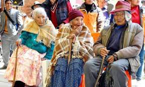 HABILITARÁN PUNTOS DE ATENCIÓN PARA ADULTOS MAYORES DURANTE LA FESTIVIDAD DE CH’UTILLOS