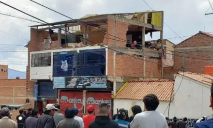 EXPLOSIÓN EN SAUNA DE POTOSÍ DEJA UNA MENOR HERIDA Y GRAVES DESTROZOS MATERIALES