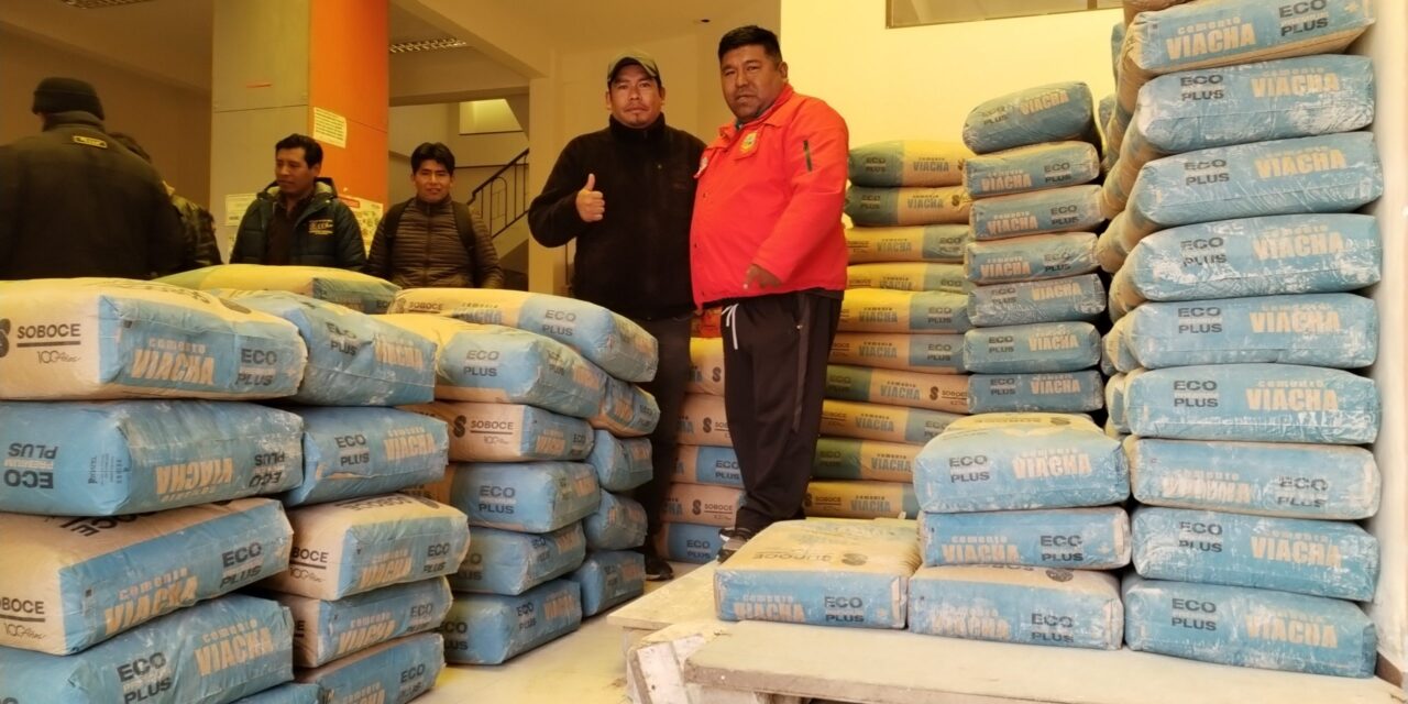 MINISTERIO DE DEFENSA CIVIL ENVÍA 1.300 BOLSAS DE CEMENTO PARA ATENDER DAÑOS PROVOCADOS POR LAS LLUVIAS