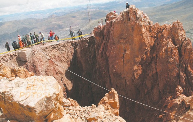 PRESENTARÁN PROPUESTA TÉCNICA PARA PRESERVAR EL CERRO RICO DE POTOSÍ