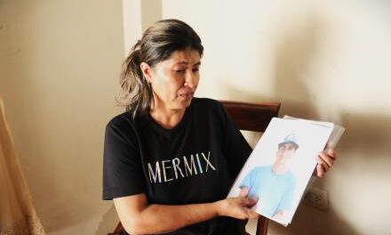 MADRE BUSCA DESESPERADAMENTE A SU HIJO DESAPARECIDO HACE UNA SEMANA