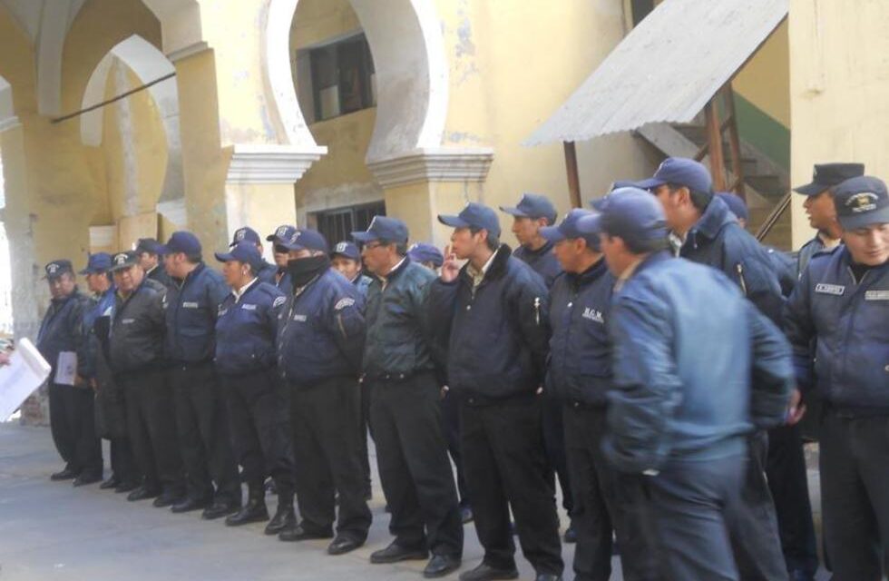 INTENDENCIA MUNICIPAL PROHÍBE INGRESO DE BEBIDAS ALCOHÓLICAS AL CEMENTERIO GENERAL