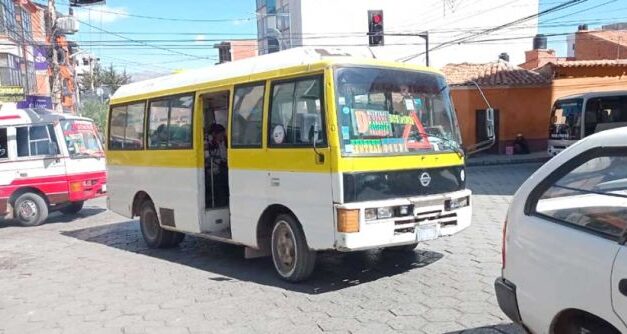 TRANSPORTISTAS REPLEGAN SUS MICROS TRAS APROBACIÓN DE NUEVAS TARIFAS POR EL CONCEJO MUNICIPAL