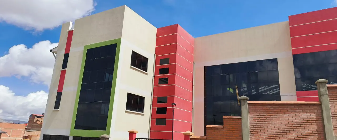 14 MILLONES INVERTIDOS EN UNA ESCUELA QUE NO ABRE SUS PUERTAS
