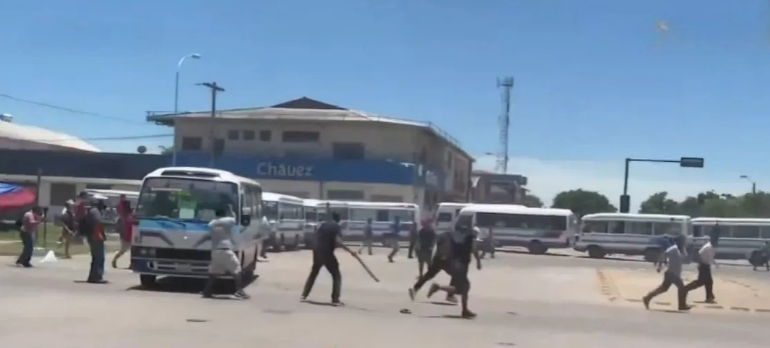 DEFENSORÍA DEL PUEBLO ALERTA QUE LA POBLACIÓN MÁS VULNERABLE SUFRE POR LA FALTA DE TRANSPORTE