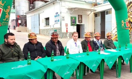 LA CERVECERÍA ENTREGA PREMIOS A FEDECOMIN POR LA TRADICIONAL BAJADA DEL TATA Q’AQCHA