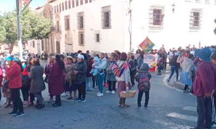 VECINOS DEL DISTRITO N° 22 MARCHARON CONTRA LA INSEGURIDAD EN LA ZONA