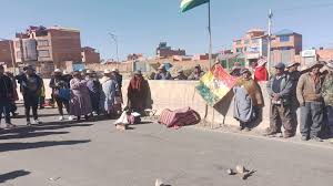 MARCHA DE VECINOS Y PADRES DE FAMILIA POR SEGURIDAD VIAL EN EL PUENTE SAN ROQUE