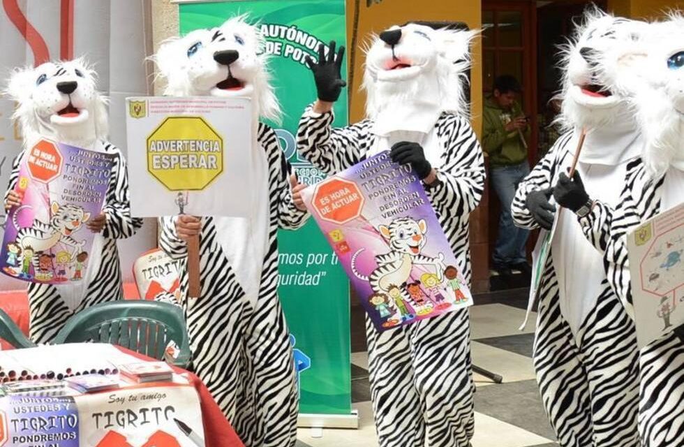 LOS “TIGRITOS” REFUERZAN LA EDUCACIÓN VIAL EN LA PLAZUELA ALONSO DE IBÁÑEZ
