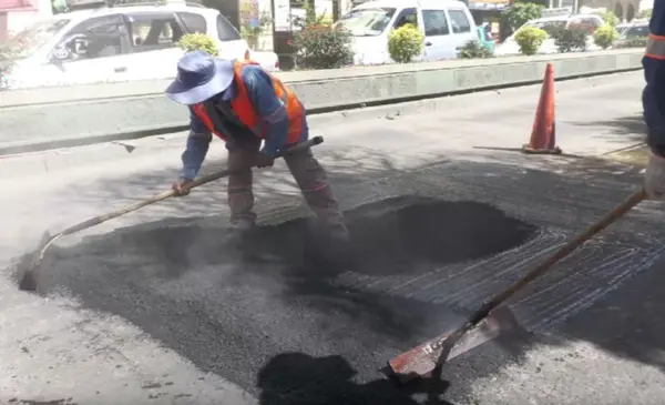 PERSONAL DE VÍAS REALIZARÁ TRABAJOS DE BACHEO EN CANTUMARCA Y LA AVENIDA CIRCUNVALACIÓN
