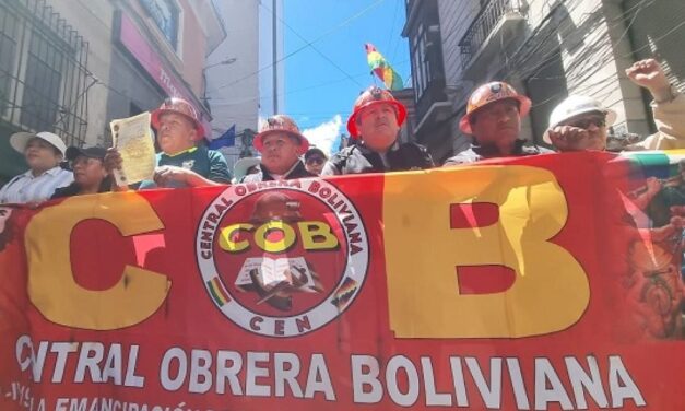 TRABAJADORES DE POTOSÍ ESPERAN DEFINICIÓN DEL GOBIERNO SOBRE INCREMENTO SALARIAL DEL 20%