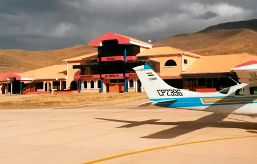 GOBERNACIÓN DE POTOSÍ AGUARDA LA LLEGADA DE NAABOL PARA LA HABILITACIÓN DE LA PISTA DEL AEROPUERTO