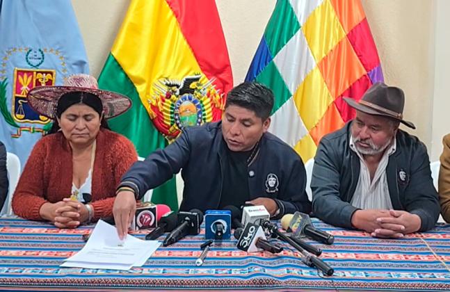 Loza decide participar en reunión con Paz, pero advierte que no aceptará condicionamientos
