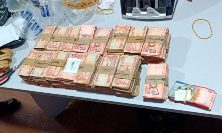 Aprehenden a sujeto en posesión de casi cinco millones de bolivianos en La Paz