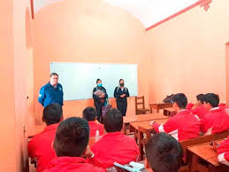 PADRES DE FAMILIA PIDEN EVALUAR EL HORARIO DE INVIERNO EN POTOSÍ