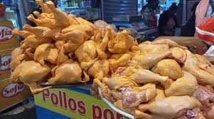 POLLO A 24 BOLIVIANOS EL KILO Y CARNE DE RES HASTA 50 BOLIVIANOS SEGÚN EL CORTE