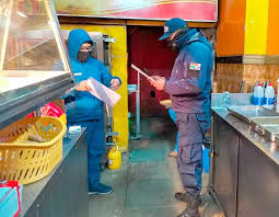 INOCUIDAD ALIMENTARIA DETECTA ALIMENTOS EN MAL ESTADO EN UNA CHIFA DE POTOSÍ