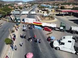 TRANSPORTE LIBRE EXIGE MEJORAMIENTO DE LAS CALLES Y CONTROL AL TRANSPORTE PESADO