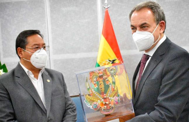 Chat de Zapatero en caso de uso de influencias: “hay que hablar con el presidente de Bolivia”