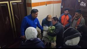 ALCALDÍA RESCATA Y BRINDA ATENCIÓN A ADULTO MAYOR EN LAS FALDAS DEL CERRO RICO