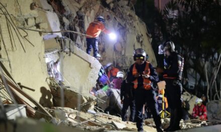 Aumentan a 164 los muertos y casi un millar los heridos por el doble terremoto en Venezuela