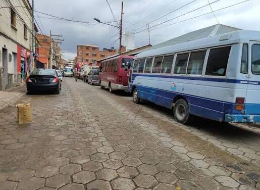 TRANSPORTE PESADO EXPRESA SU MOLESTIA POR LAS LARGAS FILAS PARA ABASTECERSE DE CARBURANTES EN POTOSÍ