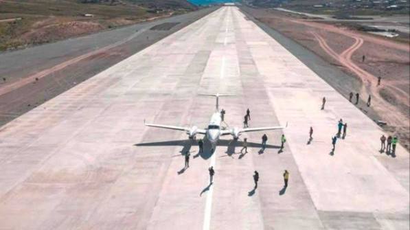 GOBERNACIÓN DE POTOSÍ APUNTA A ENTREGAR EL NUEVO AEROPUERTO EL 10 DE NOVIEMBRE