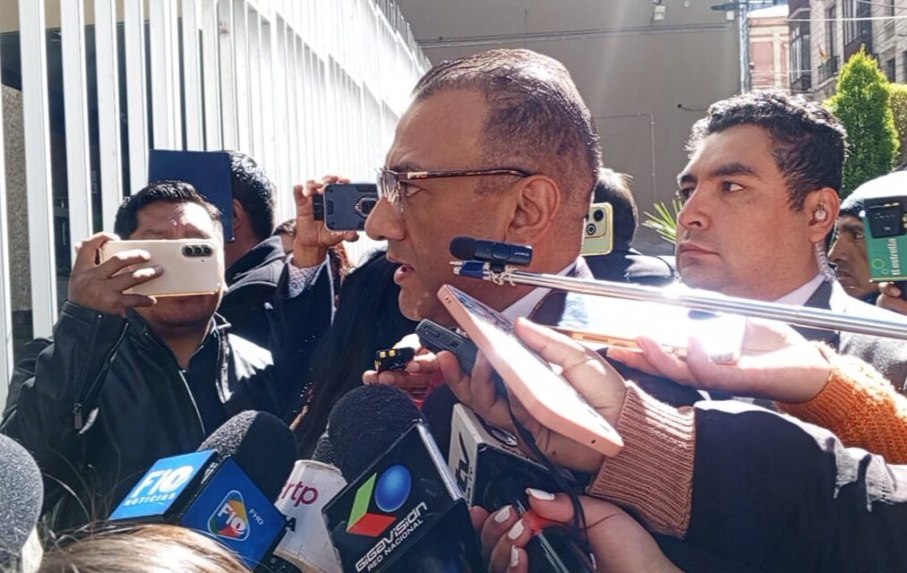 Bolivia está cerca de salir de la lista gris del GAFI, según director de la UIF