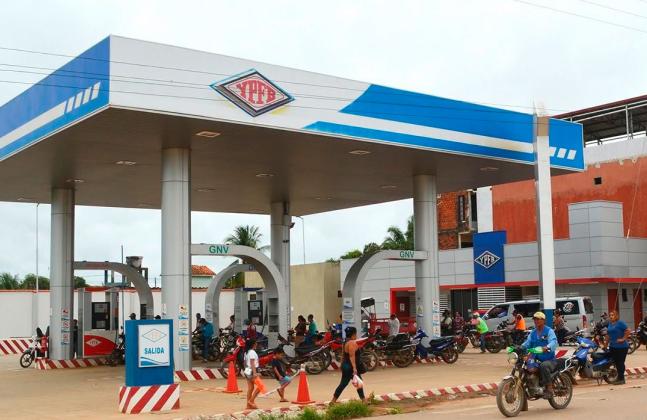 YPFB reconoce que es “insostenible” el diferencial de precios de combustible