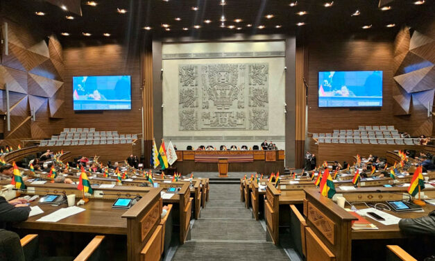 Lara convoca a sesión de Asamblea para considerar el caso de los vetados por EEUU