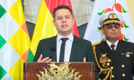 Reforma constitucional: Lara dice que se debe socializar y él respetará la voluntad del pueblo
