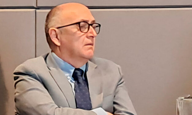 Ramiro Orías: Prórroga del estado de excepción puede debilitar el debate de una reforma constitucional
