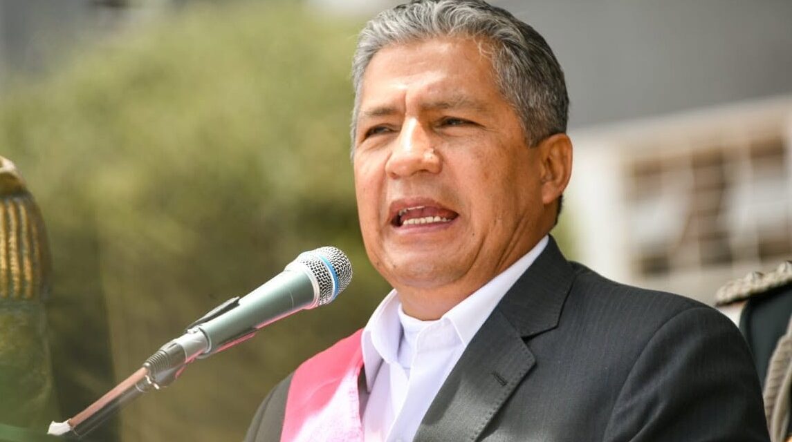 Novillo considera injusta su aprehensión y reitera su disposición “permanente” a someterse a la justicia