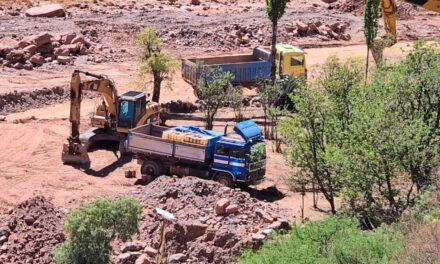 Fiebre del oro y crimen organizado: excavadoras y volquetas arrasan el río Takjoni en Pocoata